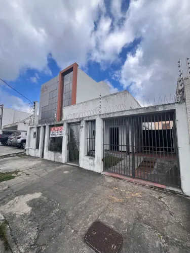 Casa a venda no centro