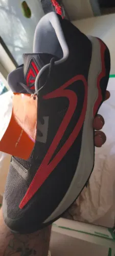 Tênis Nike Giannis Antetokounmpo Immortality 3 tamanho 47 NOVO