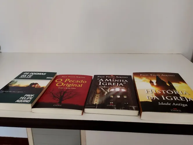 Livros de doutrina católica e Igreja Católica