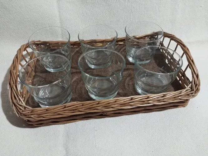 Conjunto de Copos de Vidro Curvos
