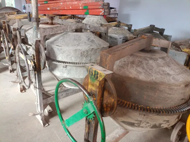 Betoneira Rental pasoni