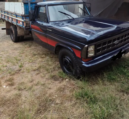 Ford F-4000 pronta para uso 1976
