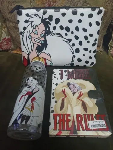 Kit Cruella Disney necessaire garrafa caderneta
