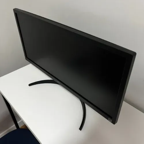 Monitor Gamer LG 25.7" UltraWide Full HD 75Hz 1ms Preto 26WQ500-B.AWZM