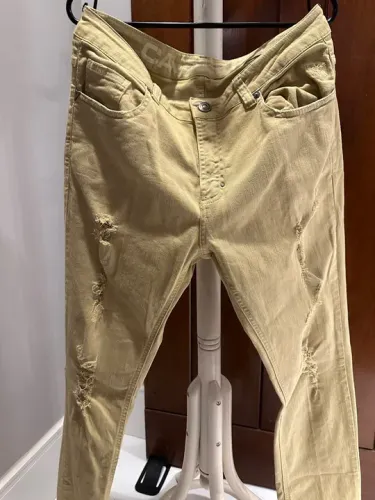 CALÇA CAVALERA NOVA