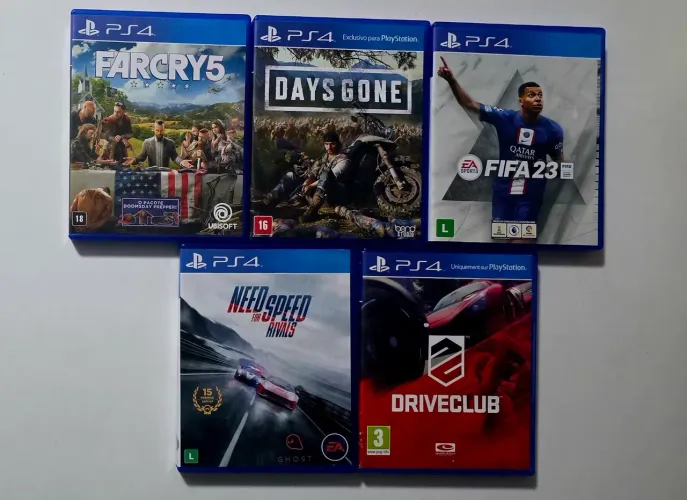 Lote 5 Jogos de PS4 (Far Cry 5, Days Gone, FIFA 23, NFS Rivals, Driveclub)