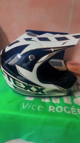 Capacete seminovos para vender