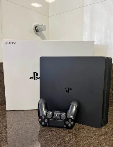 PlayStation 4 Slim 1TB