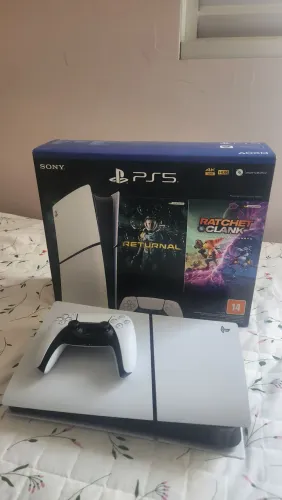 PS5 Slim Digital 1TB CFI-2014 + Controle + Caixa - IMPECÁVEL