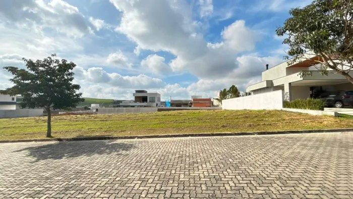Excelente Lote Plano de 540m² no EcoPark Bourbon - Caçapava/SP (Aceita Financiamento)