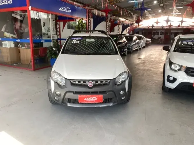 Fiat Strada Adventure 1.8/ 1.8 Locker Flex CE 2016