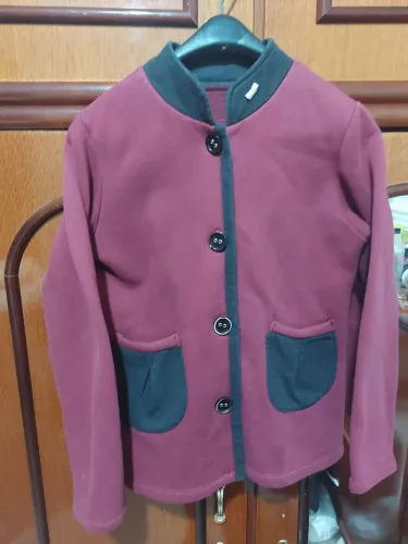 Casaco Vermelho - 8 anos