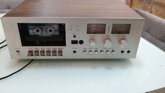 Tape deck Akai japonês modelo CS 707D