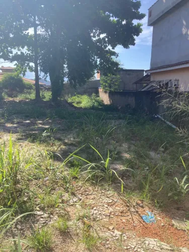 Terreno a menos de 300 metros do shopping Nova Iguaçu
