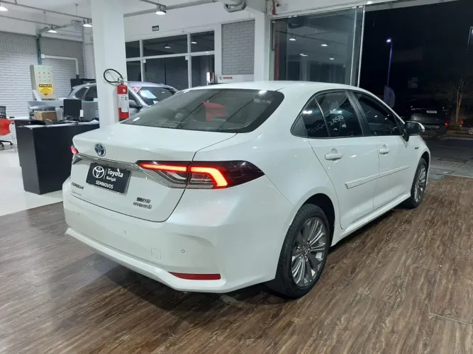 Toyota Corolla Altis Hybrid 1.8 16V Flex Aut. 2021