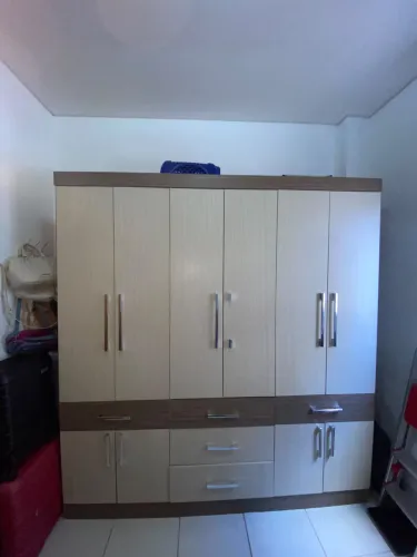 Guarda roupa 6 portas 5 gavetas