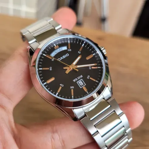 Relógio Casio Analógico Quartz Mtp-1370d-1a2vdf