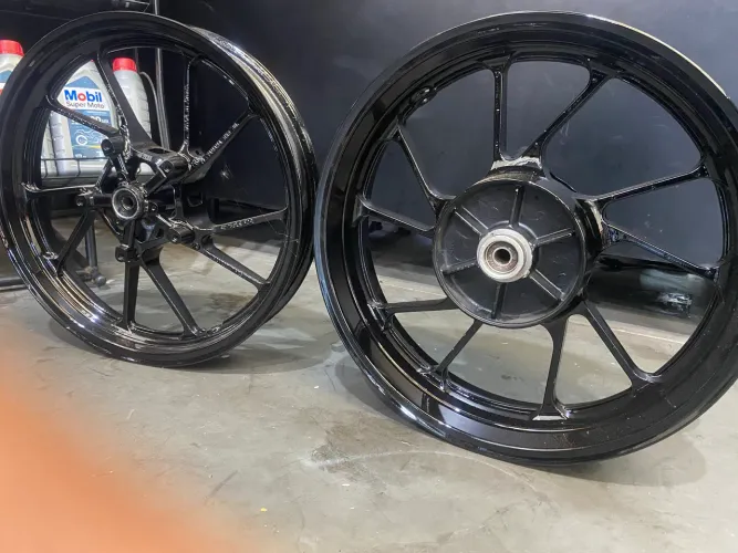 Rodas FZ25