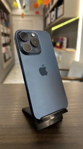IPHONE 15 PRO 128GB AZUL SEMINOVO / LOJA FÍSICA