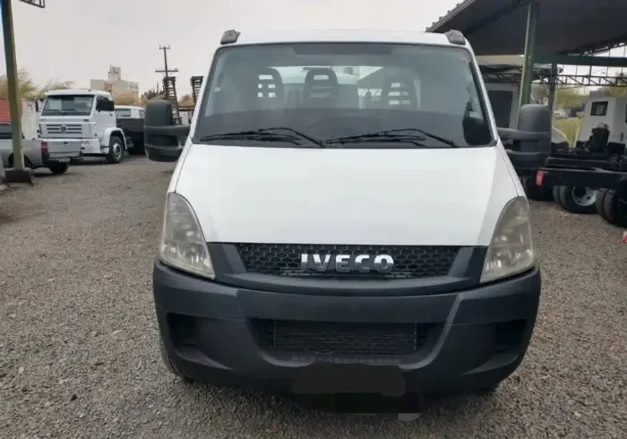 Iveco Daily Guincho Plataforma
