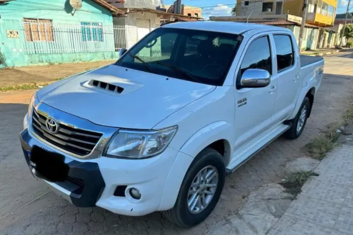 Toyota Hilux CD SRV D4-d 4X4 3.0 TDI Diesel AUT 2015