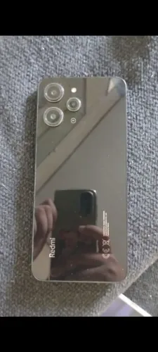 Vende se um redimi 12 semi novo, 256gb, 8 de ram,