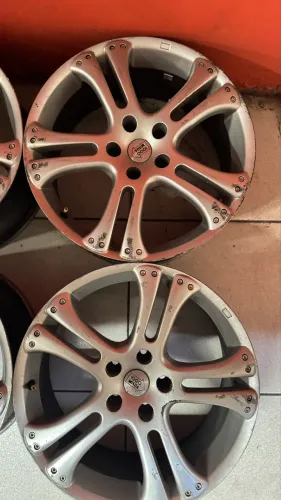 Vendo Aro 18 furacão 5x10