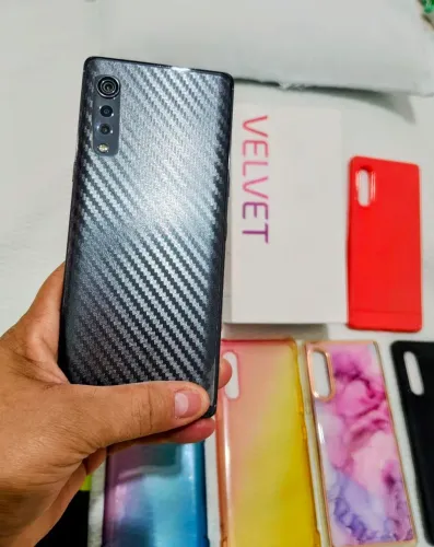 Celular LG Velvet com caixa original e nota 
