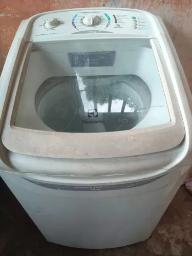 Máquina de lavar roupas