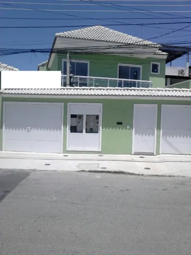 Excelente casa duplex de 3 quartos em Oswaldo Cruz em cond. fechado