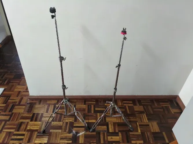 2 Estante Retas Cromdas com 2 Estágios