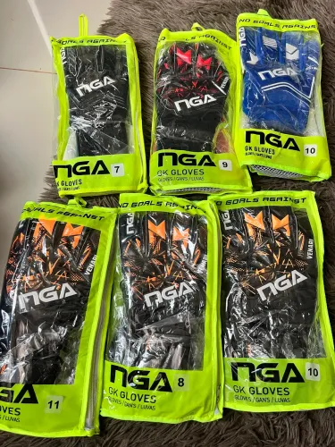 Luvas de Goleiro NGA