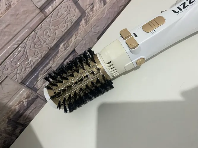 Escova secadora