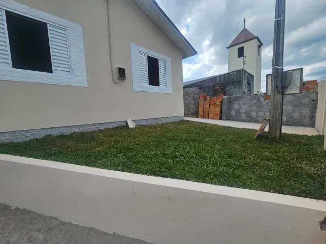 Casa (Alvenaria), com 2 quartos e 1 banheiros à Venda, 76 m² em Criciúma/SC