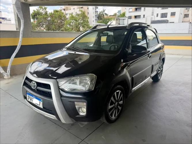 Toyota Etios Cross 1.5 Flex 16V 5P Mec. 2016
