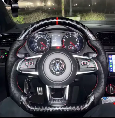 Volante Golf GTI Fibra de carbono *Sem airbag* novo