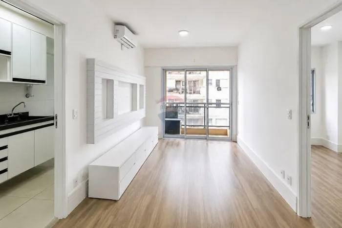 Apartamento Semi-mobiliado para Locação com 01 suíte no Wi-House - Alphaville SP