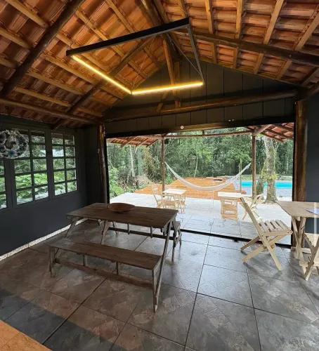 Chácara e Empresa de Eventos 12.000m² em Cascavel - Piscina, Salão e Renda de Eventos