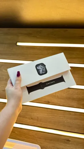 APPLE WATCH SERIES 11 46MM LACRADO!!