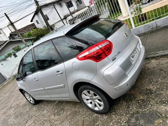 Citroen C4 Picasso/pic. LA Luna 2.0 16V Aut. 2011