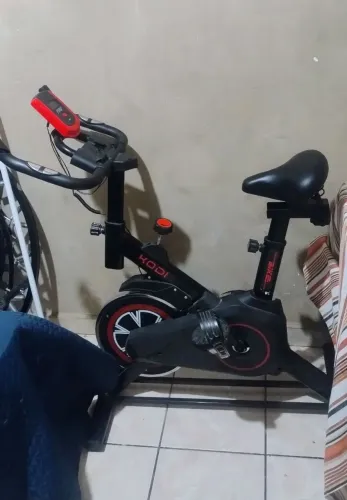 Bicicleta ergométrica spinning
