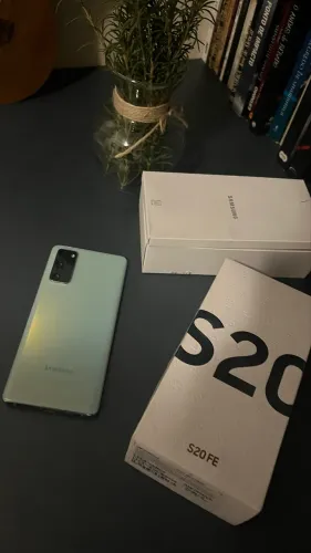 Samsung Galaxy S20 FE