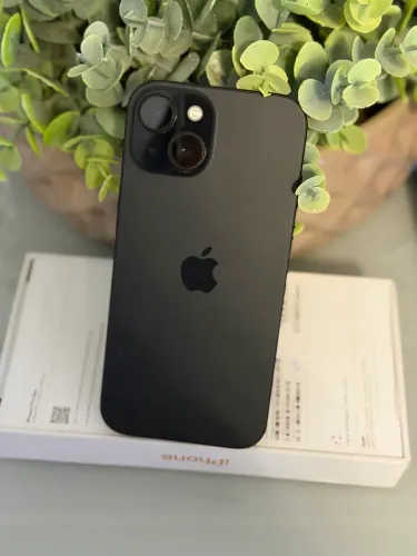 iPhone 15 256GB