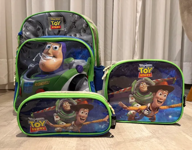 Kit Escolar Toy Story Luxcel de Costas - Mochila, Lancheira e Estojo Duplo