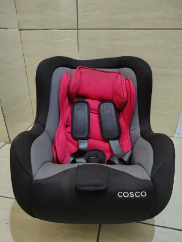 Cadeirinha automotiva simple safe Cosco 
