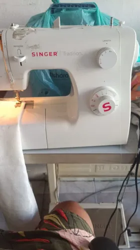 Maquina de costura