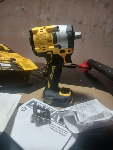 Chave de impacto dewalt 20v DCF922B 