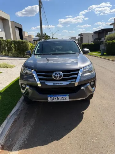 Toyota Hilux SW4 SRX Diamo. 4X4 2.8 TB DIE AUT 2020