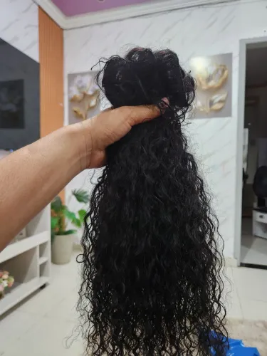 Cabelo cacheado no precinho