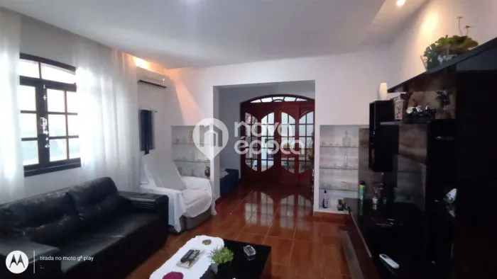 Campinho | Casa 4 quartos, sendo 1 suite
